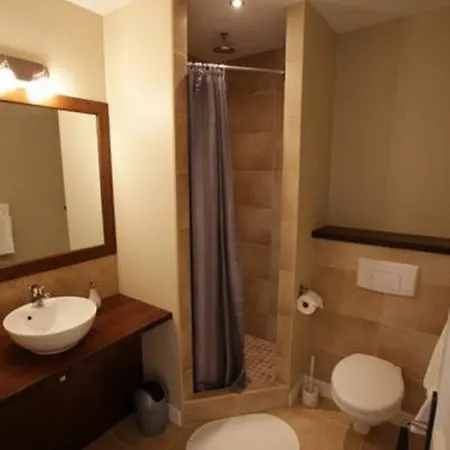 Carcassonne Guesthouse Bed and Breakfast 4*