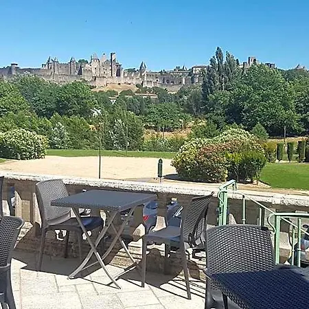 Carcassonne Guesthouse B&B 4*