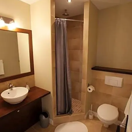 Carcassonne Guesthouse 住宿加早餐酒店